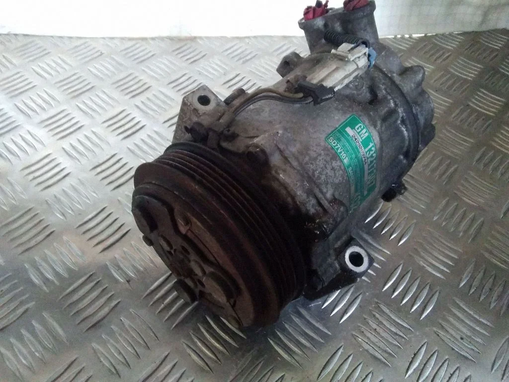 Air conditioning (A/C) compressor (pump) – Opel Vectra C (2005-2009)
