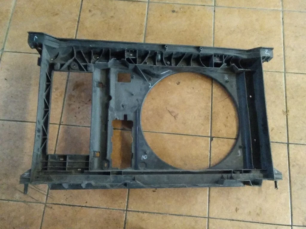 Radiator support slam panel – Citroen C4 I (2004-2010)