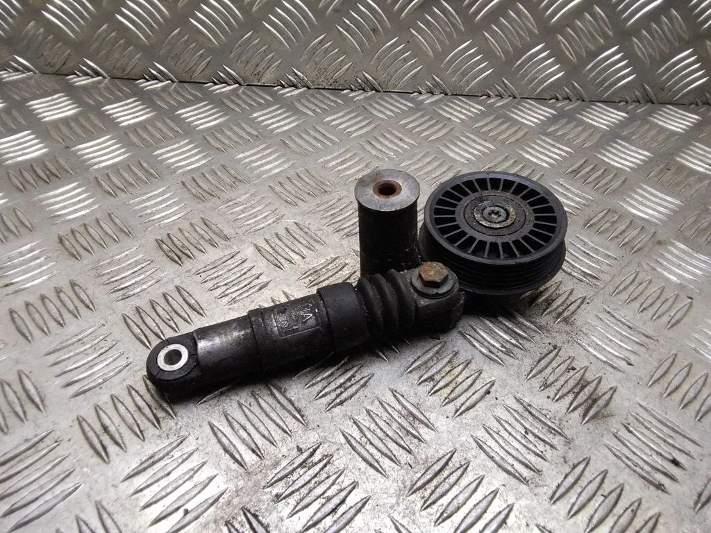 Generator/alternator belt tensioner – Audi A4 S4 B6 8E 8H (2001-2005)