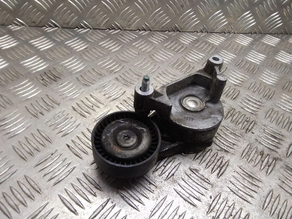 Napinacz paska – Audi A3 S3 8P (2003-2012)