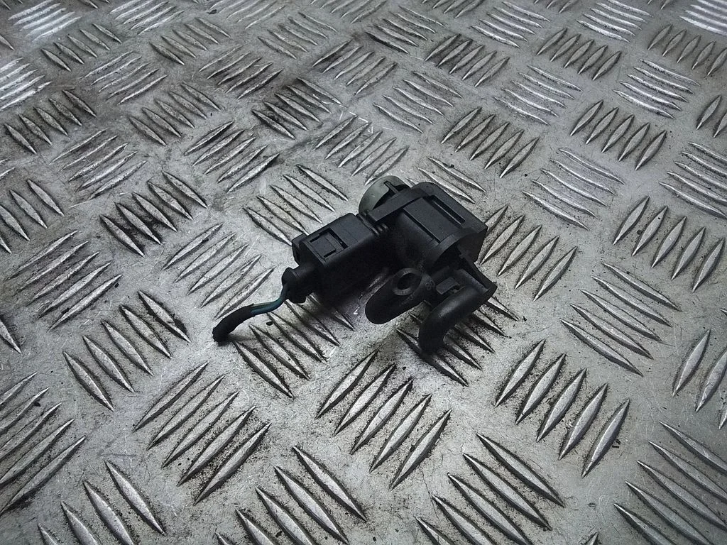 Turbo solenoid valve – Volkswagen Passat CC (2008-2016)