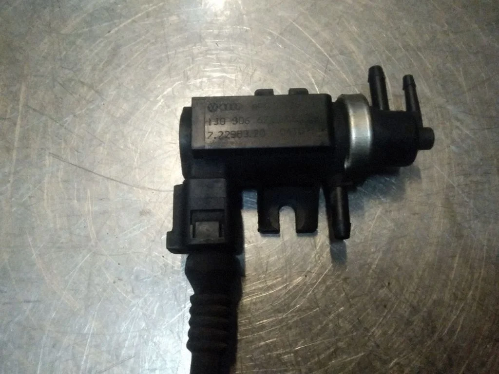 Turbo solenoid valve – Volkswagen Passat B5.5 (2001-2005)