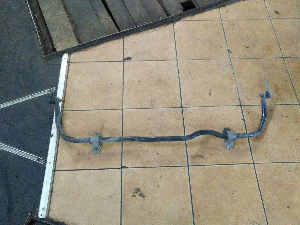Front anti-roll bar/sway bar – Volkswagen Touran I (2003-2010)