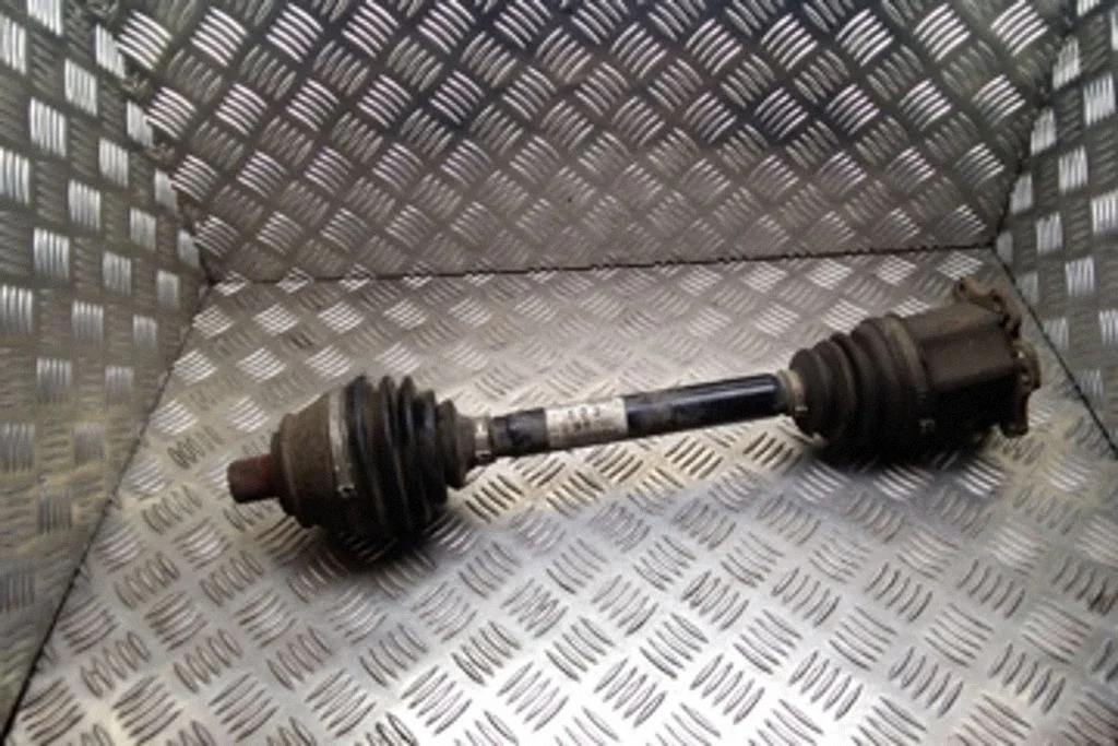 Eesmine pooltelg – Audi A6 Allroad C6 (2006-2011)