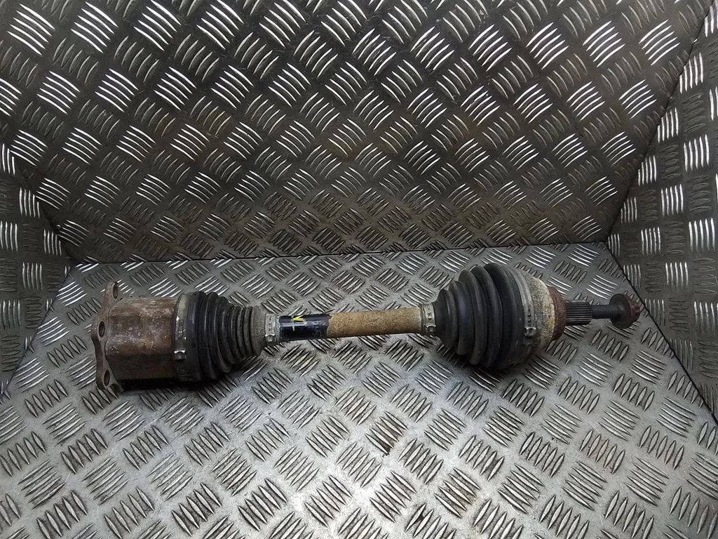 Front driveshaft – Volkswagen Passat CC (2008-2016)