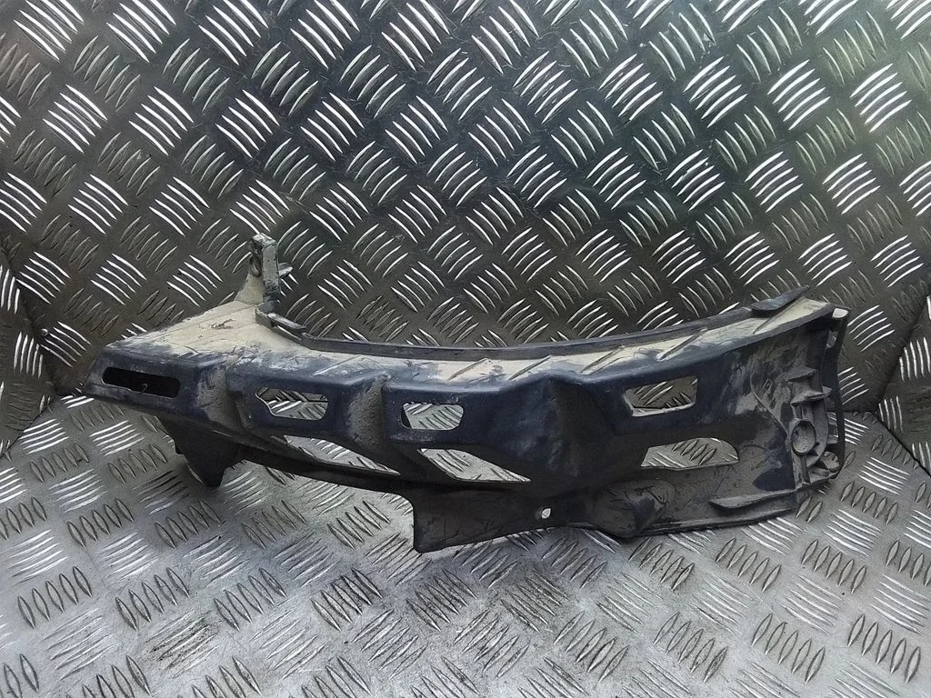 Tagumise kaitseraua kinnitusklamber – Renault Megane II (2006-2008)