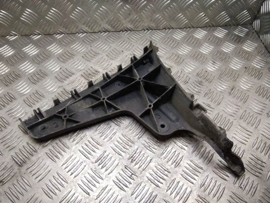 Mocowanie zderzaka tylnego – Audi A4 S4 B7 8E 8H (2005-2008)
