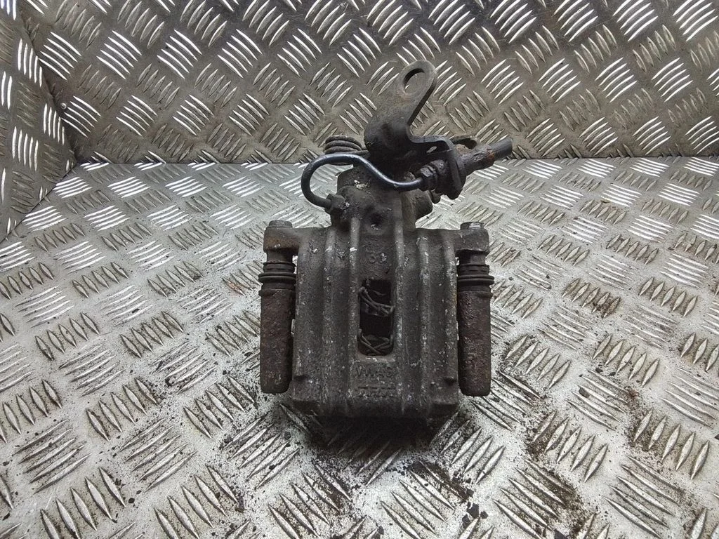 Tagumine pidurisadul – Audi A3 S3 8P (2003-2012)