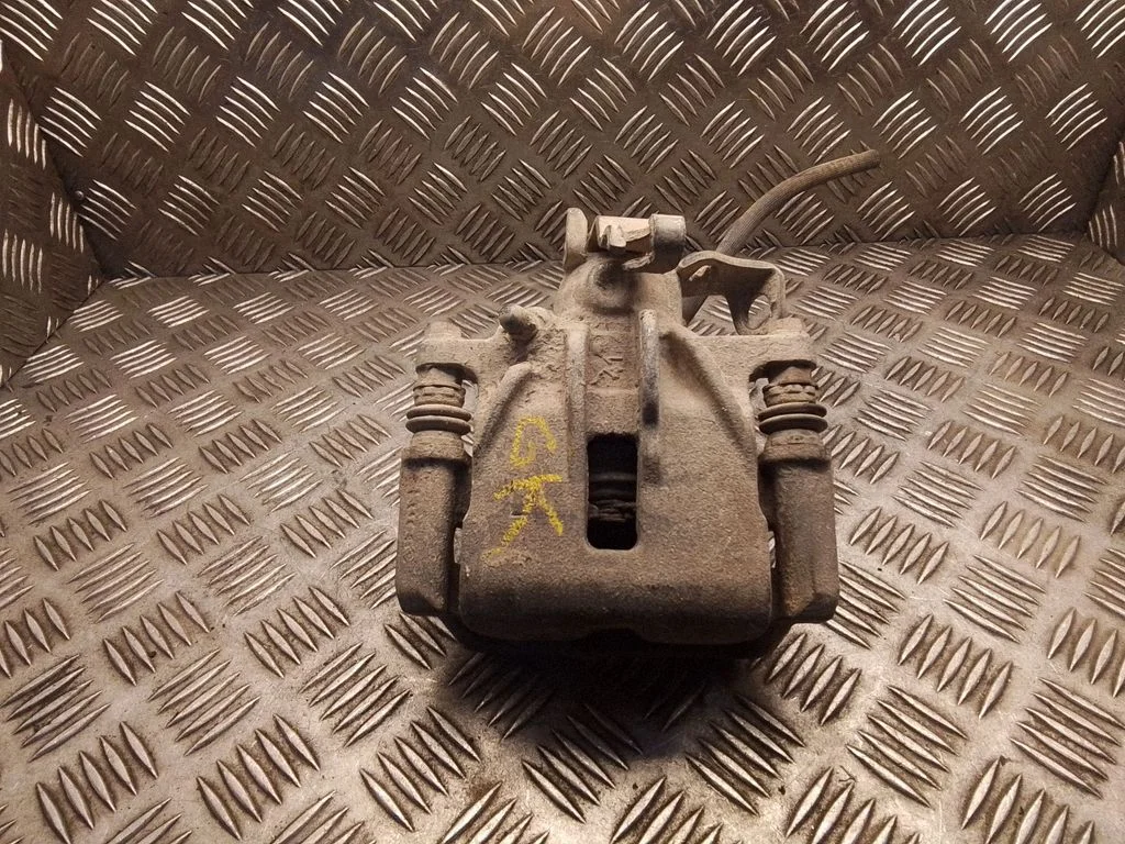 Rear brake caliper – Opel Vivaro (2001-2014)