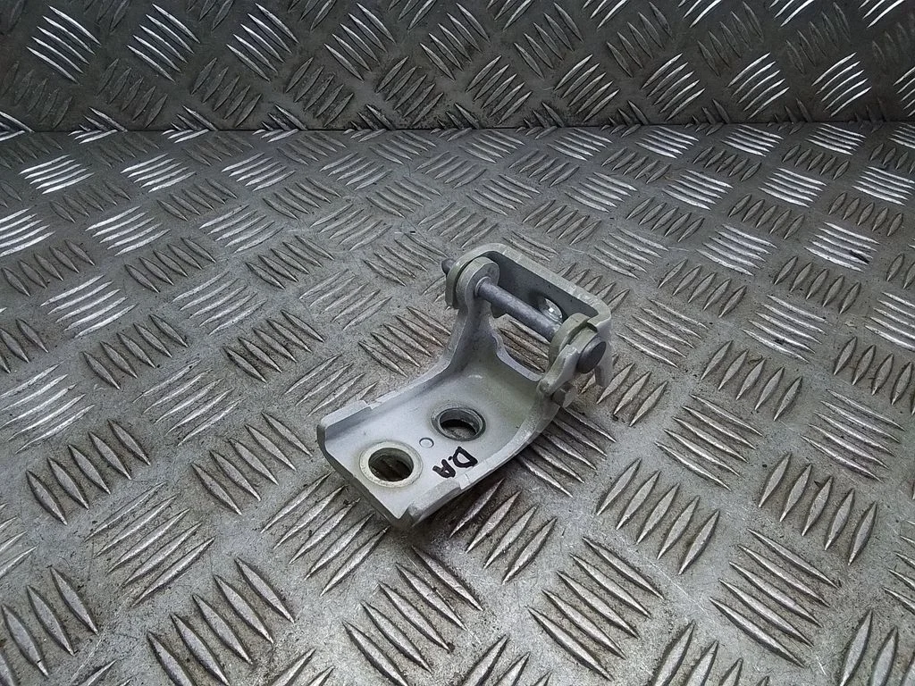 Priekšējā apakšējā eņģe – Citroen Jumpy (2016-)