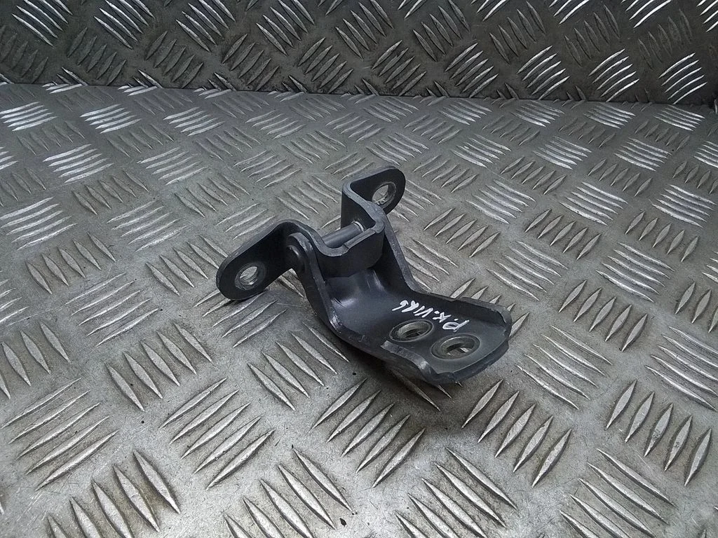 Esiukse avamispiiraja – Lexus ES VII XZ10 (2018-2021)