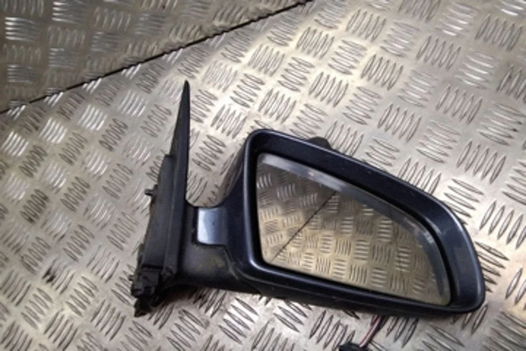 Esiukse elektriline välispeegel – Audi A6 Allroad C6 (2006-2011)