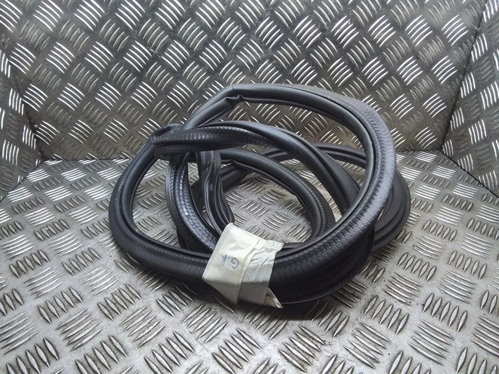 Rear door rubber seal (on body) – Skoda Octavia Mk4 (2019-)