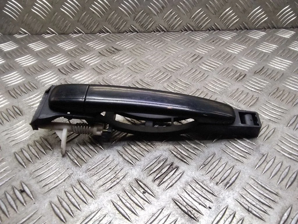 Aizmugurējo durvju ārējais atvēršanas rokturis – Peugeot 307 (2001-2005)