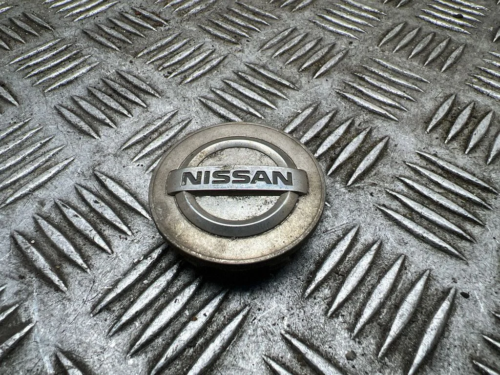 Oriģināls riteņa rumbas vāciņš (-i) – Nissan Leaf I (ZE0) (2010-2017)