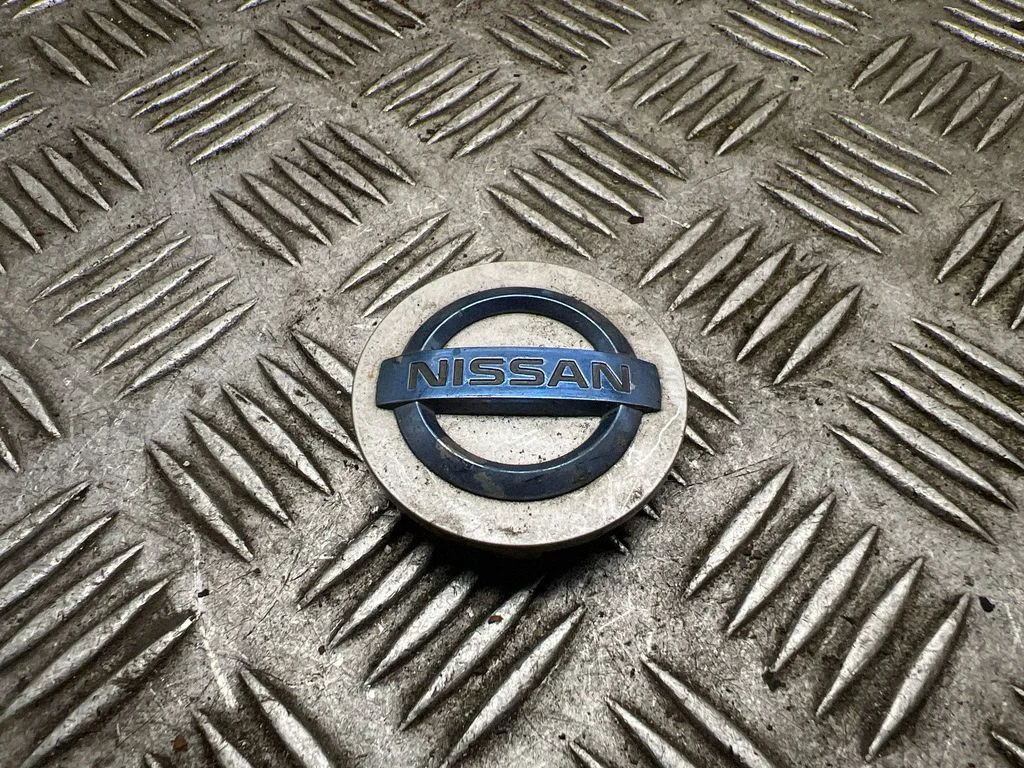 Oriģināls riteņa rumbas vāciņš (-i) – Nissan Leaf I (ZE0) (2010-2017)