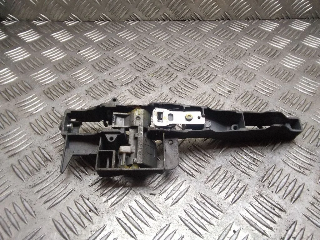 Rear door exterior handle – Citroen C4 I (2004-2010)