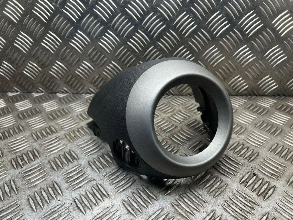 Paneļa apdares panelis (sānu) – Mini Cooper Countryman R60 (2011-2016)