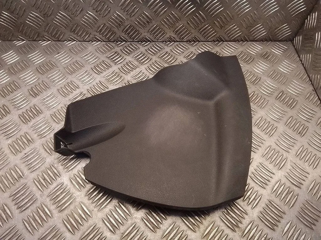 Dashboard side end trim 689214361r