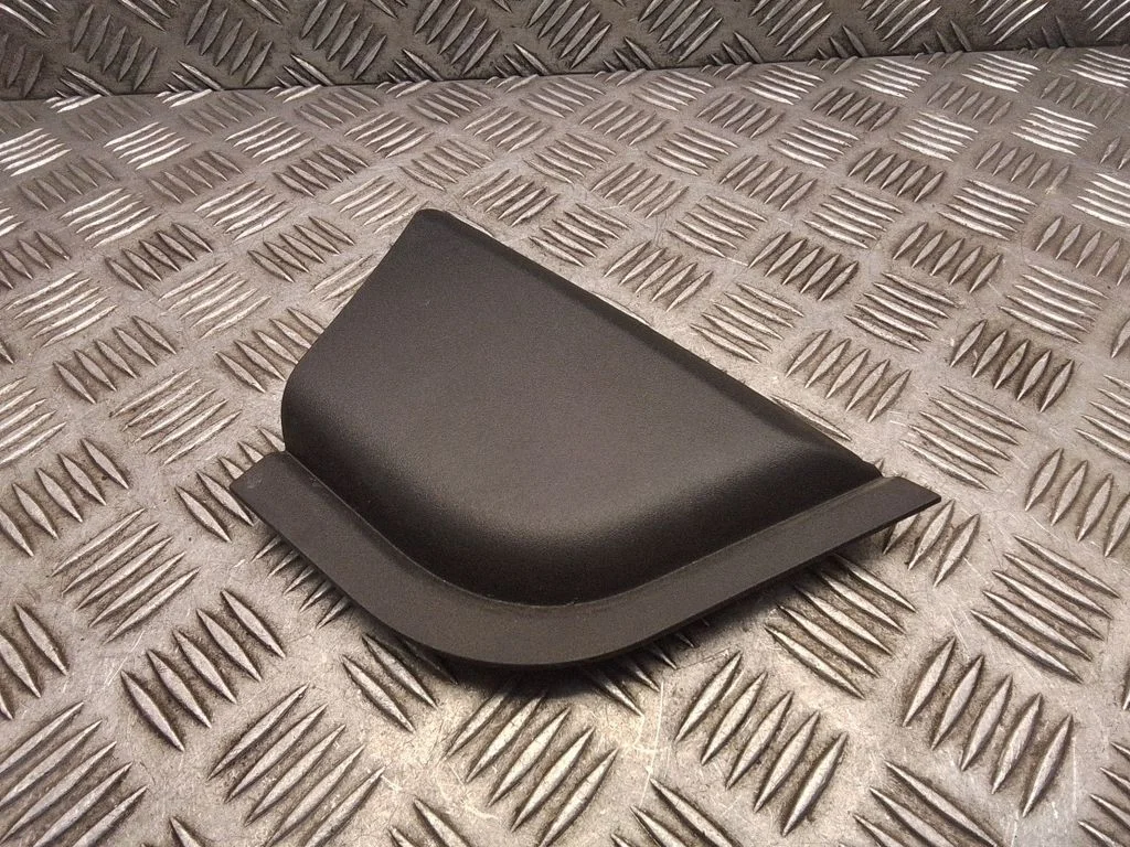 Dashboard side end trim – Land Rover Discovery Sport (2014-)