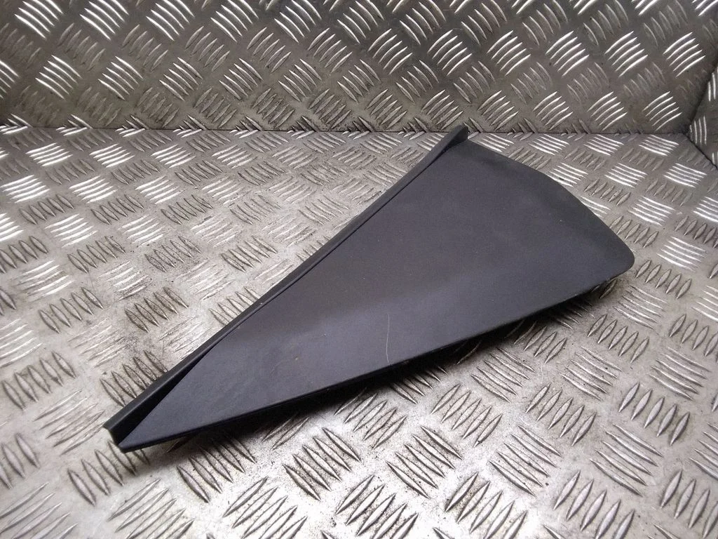 Dashboard side end trim – Nissan Qashqai+2 (2010-2014)