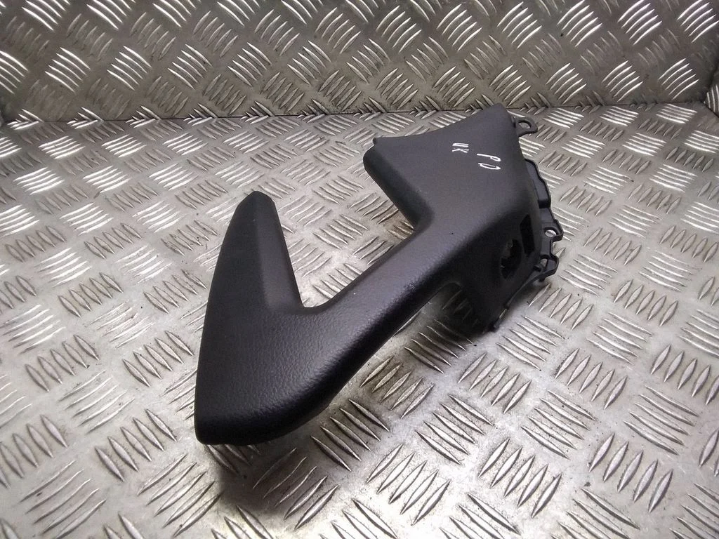 Priekšējais aizvēršanas rokturis / apdare – Nissan Qashqai (2010-2014)
