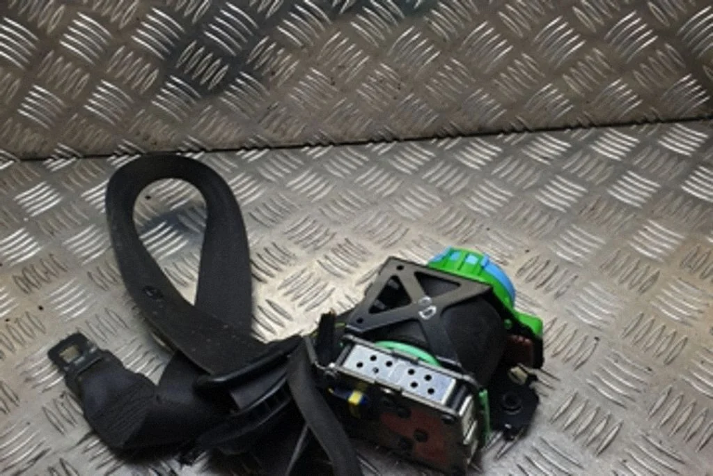 Front seatbelt – Citroen C4 I (2004-2010)