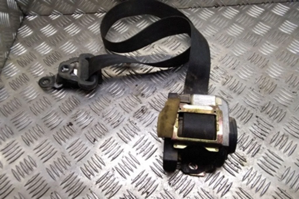 Front seatbelt – Volkswagen Transporter - Caravelle T4 (1991-2003)