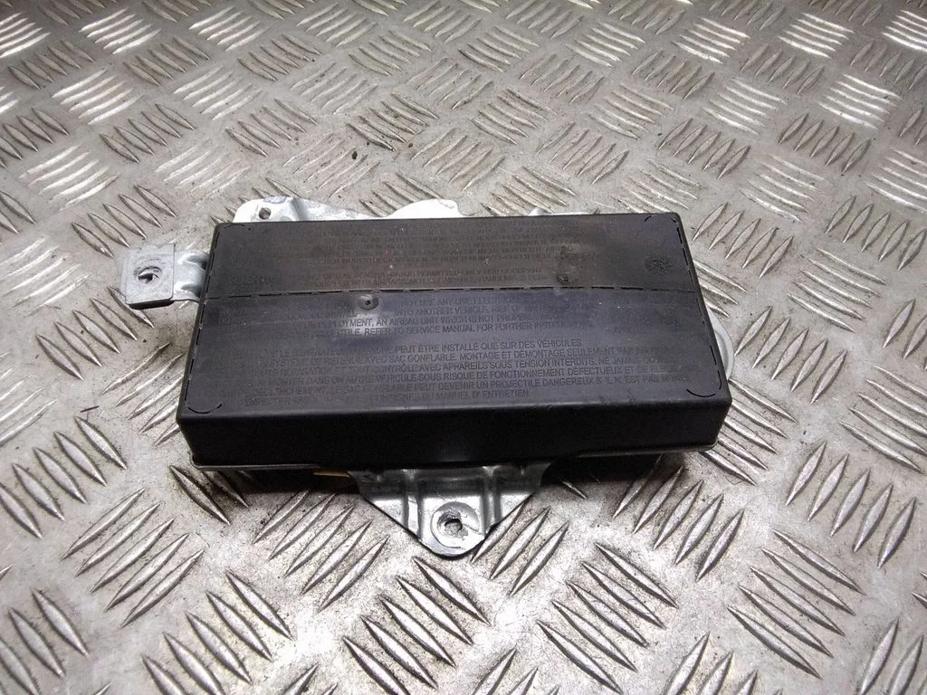 Front door airbag – Mercedes-Benz S-Class W220 (1998-2006)