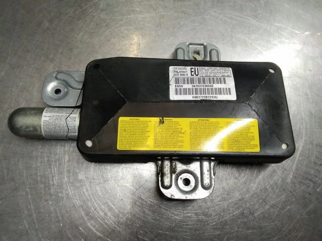 Eesmise ukse turvapadi – BMW 3-seeria E46 (1998-2005)