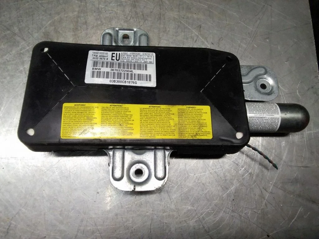 Eesmise ukse turvapadi – BMW 3-seeria E46 (1998-2005)
