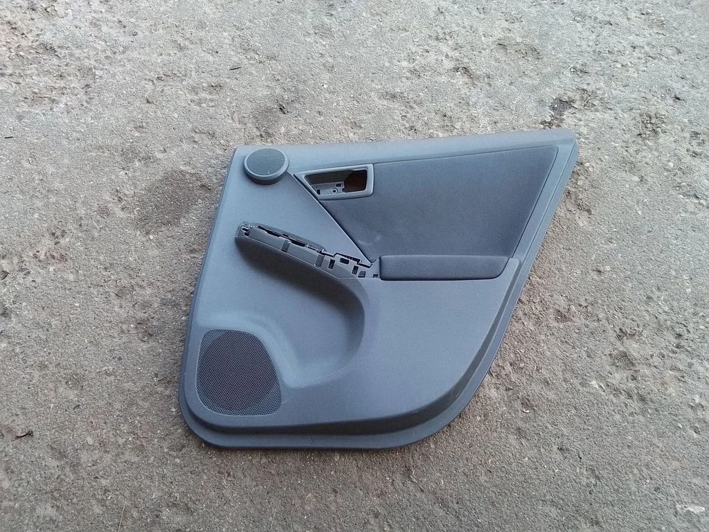 Rear door card panel trim – Toyota Prius (XW30) (2009-2015)