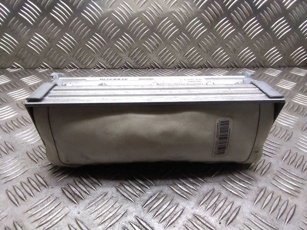 Passenger airbag – Mercedes-Benz S-Class W220 (1998-2006)