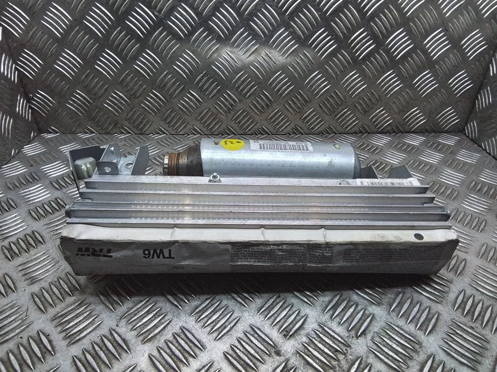 Passenger airbag – Volkswagen Transporter - Caravelle T5 (2003-2015)