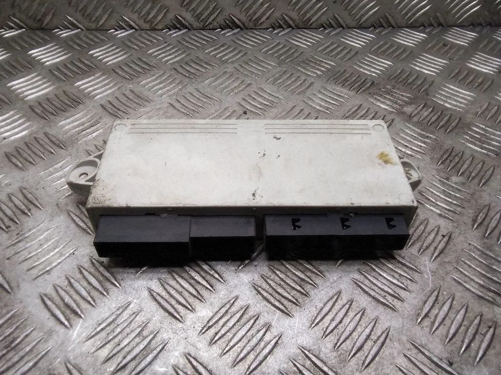 Door control unit/module – BMW 7 Series E65 E66 (2001-2008)