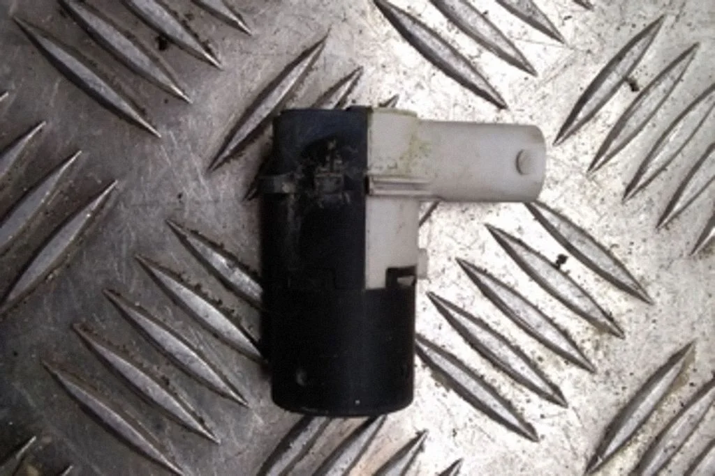 Parkošanās sensors PDC – Citroen C4 I (2004-2010)