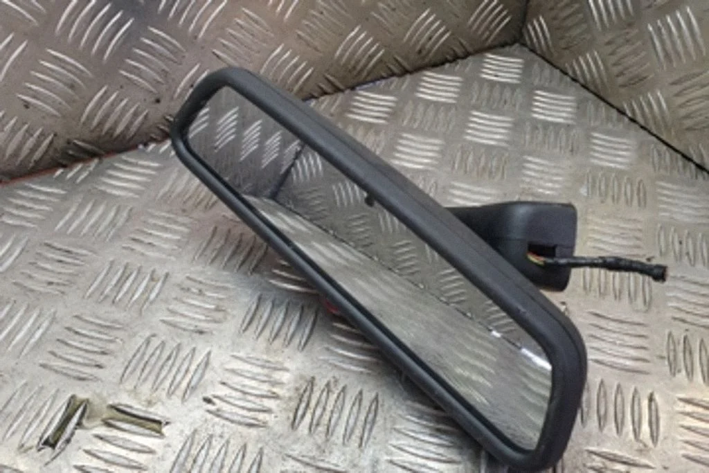 Tahavaatepeegel (salongis) – BMW 5-seeria E39 (1996-2003)