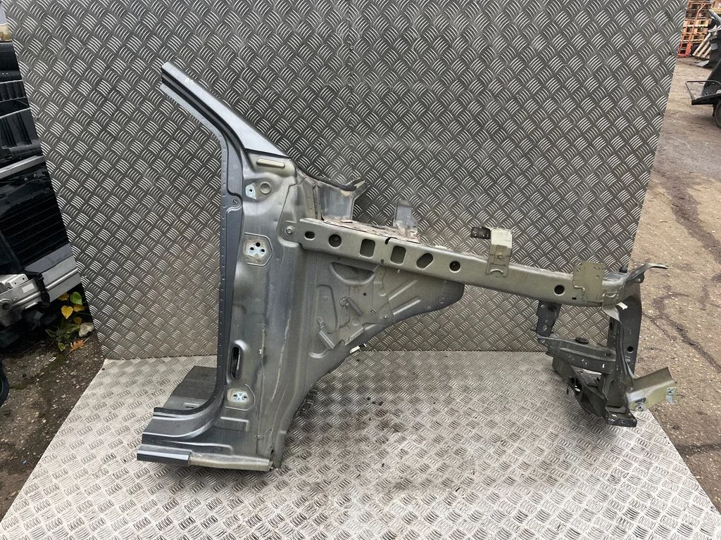 Esimene küljepaneel – Ford Ranger IV (2022-)