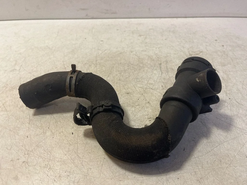 Engine coolant pipe/hose – Audi A4 S4 B6 8E 8H (2001-2005)