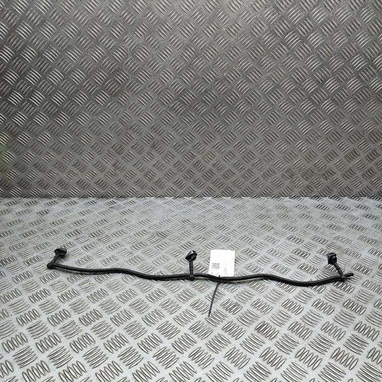 Dysze spryskiwacza szyby przedniej – Volvo V40 (2012-2019)