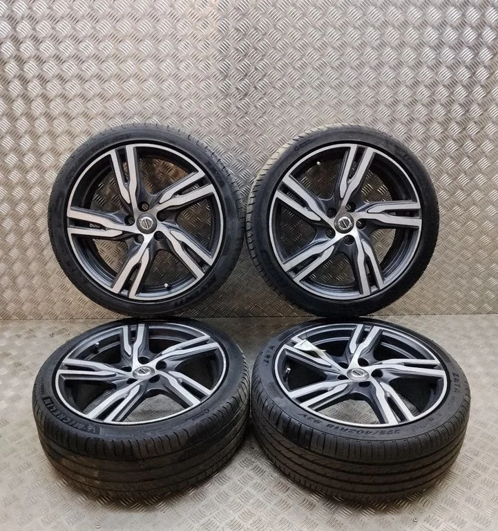 R18 vieglmetāla disks (-i) 31423873