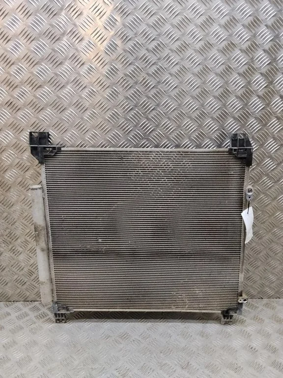 Kliimaseadme jahutusradiaator (kondensaator) 884600K820