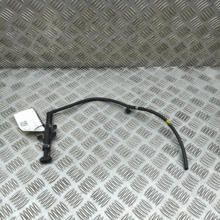 Headlight washer spray nozzle 1047286