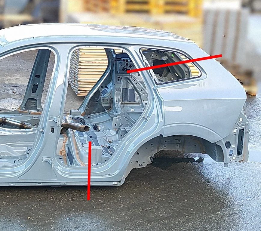 Aizmugurējais spārns (ceturtdaļa) – Volvo XC60 (2017-)