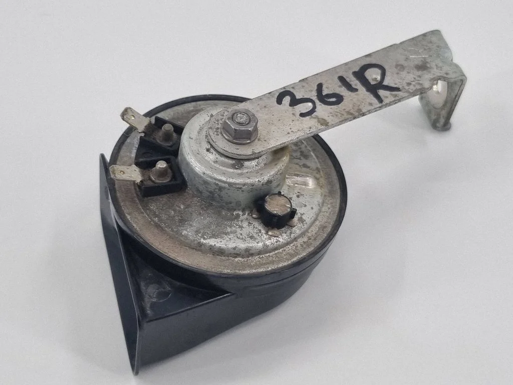 Horn signal – Dodge Challenger (2008-2023)