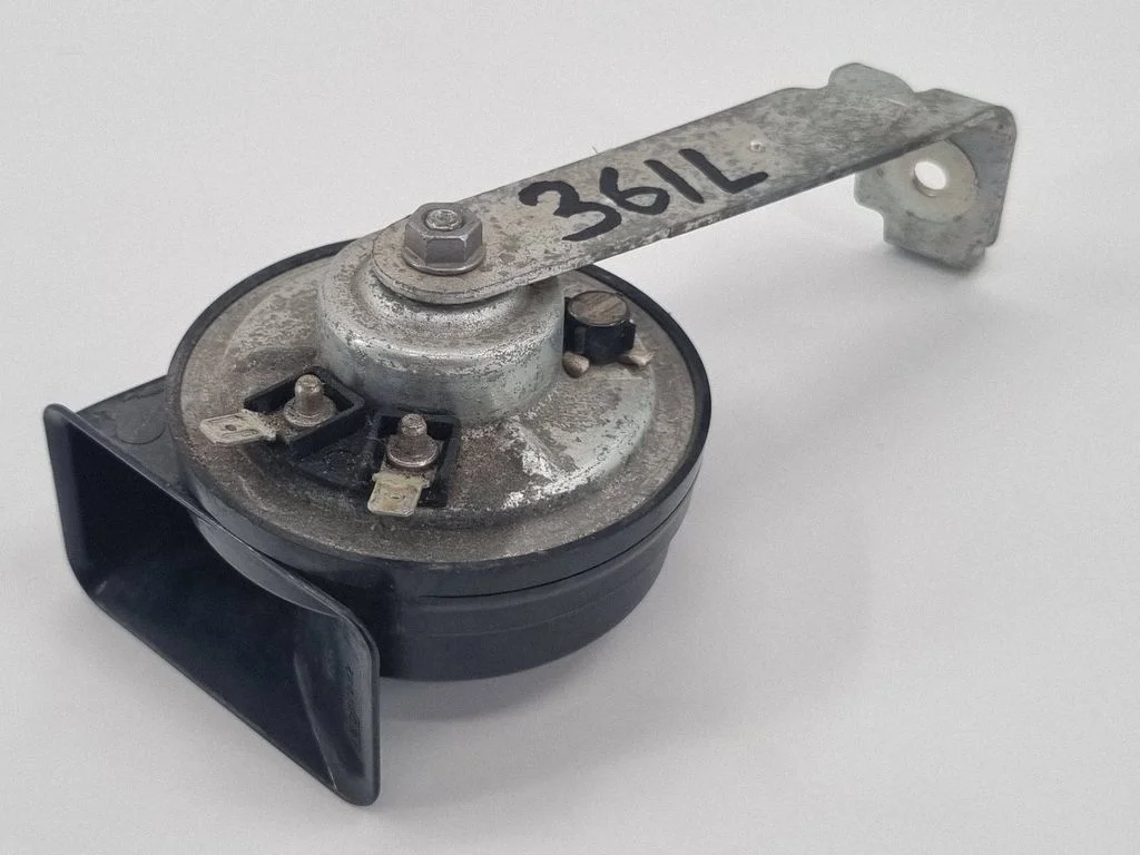 Horn signal – Dodge Challenger (2008-2023)