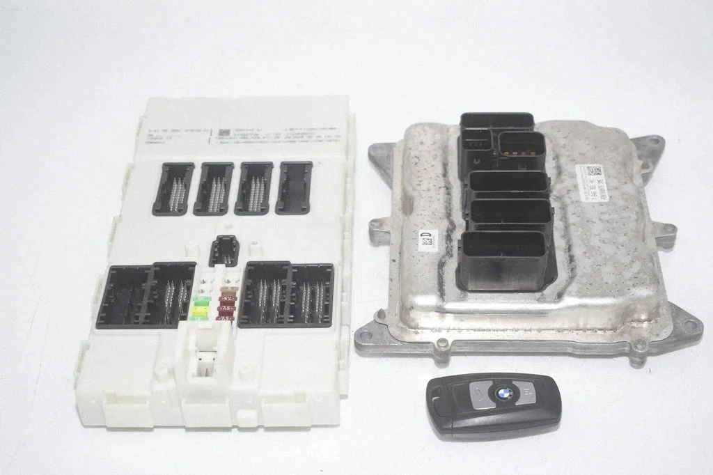 Käivituskomplekt (ECU ja lukukomplekt) – BMW 3-seeria F30 F35 F31 (2012-2018)