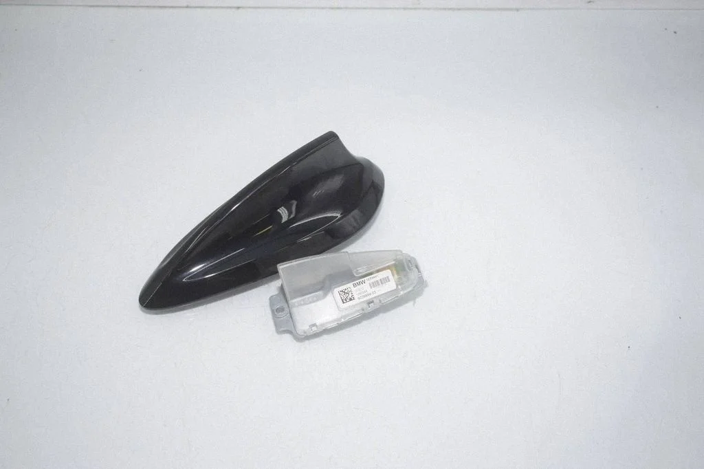 Raadioantenn – BMW 3-seeria F30 F35 F31 (2012-2018)