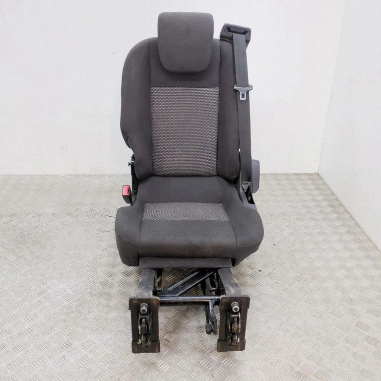 Tagaiste 000881020N