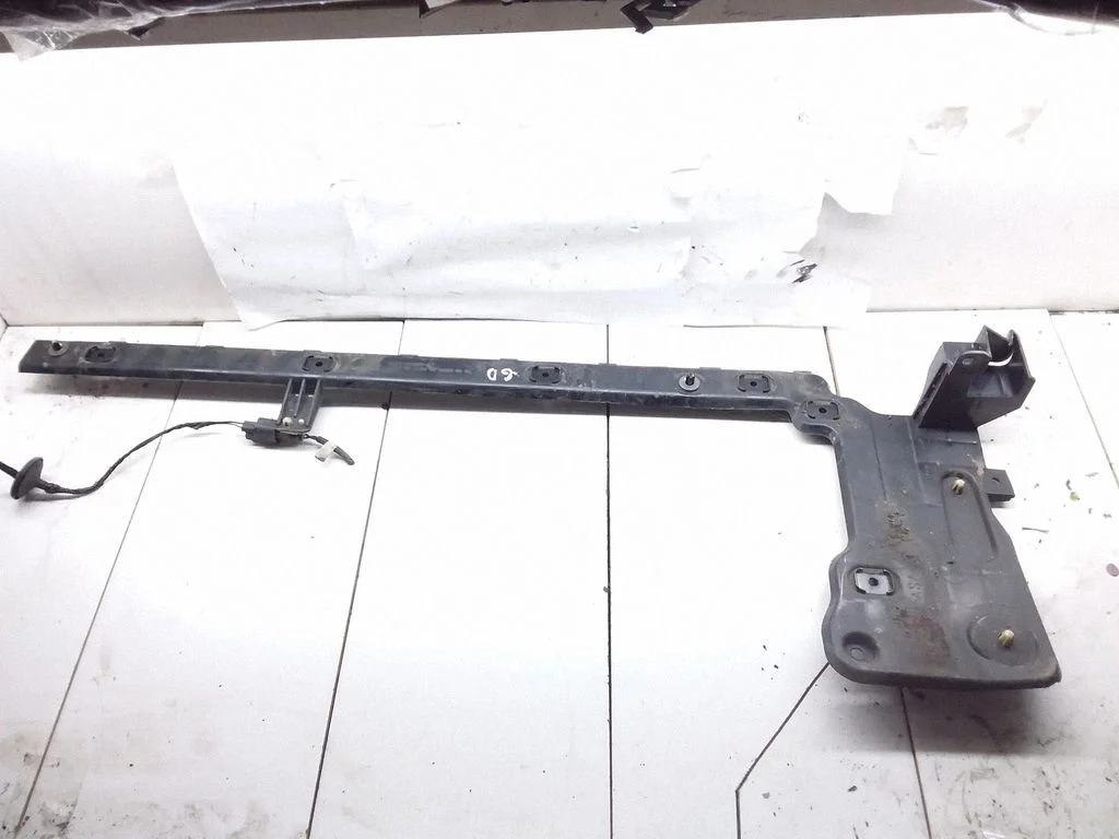 Rear bumper mounting bracket – Ford Transit Custom (2013-2023)